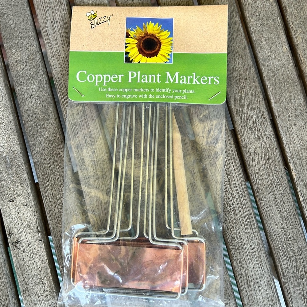 Buzzy copper plant markets with stylus. New never opened packaging 5 markers